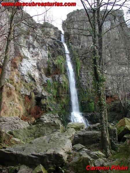 Cascada de Oneta